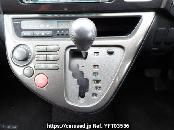 Used 2005 AT toyota wish ZNE10G Image[26]