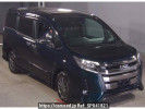 Toyota Noah ZRR85W