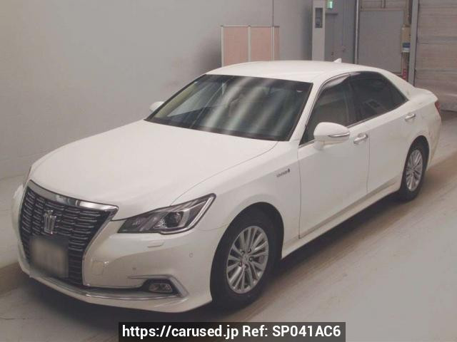 2016 Toyota Crown Hybrid AWS210