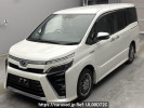 Toyota Voxy ZWR80W