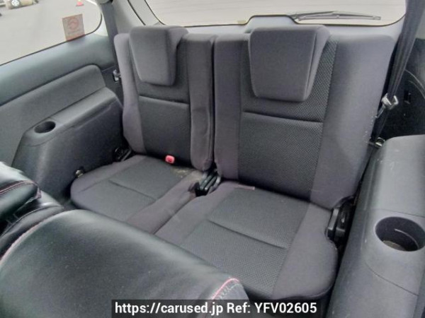 Used 2003 AT toyota wish ZNE10G Image[16]