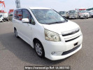 Toyota Noah ZRR70W