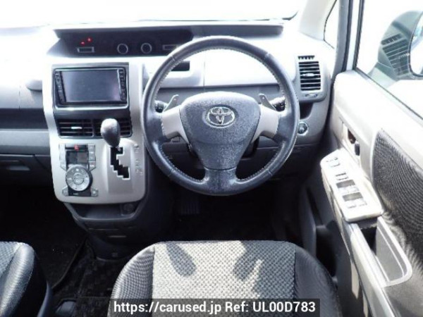 Used 2008 AT toyota noah ZRR70W Image[18]