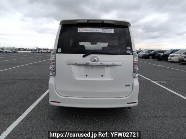 Used 2009 AT toyota voxy ZRR70W Image[5]