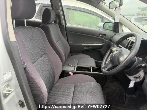 Used 2004 AT toyota wish ZNE10G Image[9]