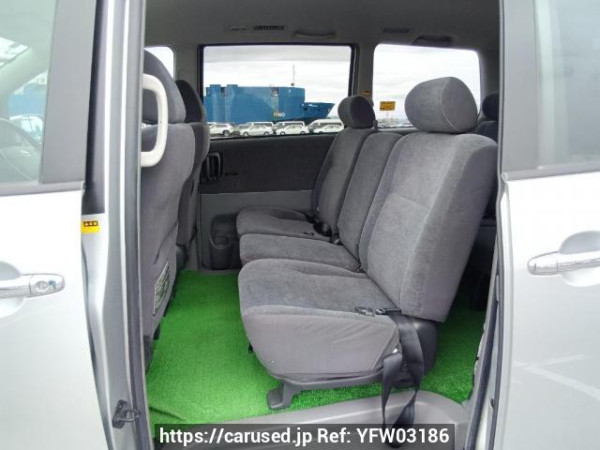 Used 2005 AT toyota noah AZR60G Image[15]