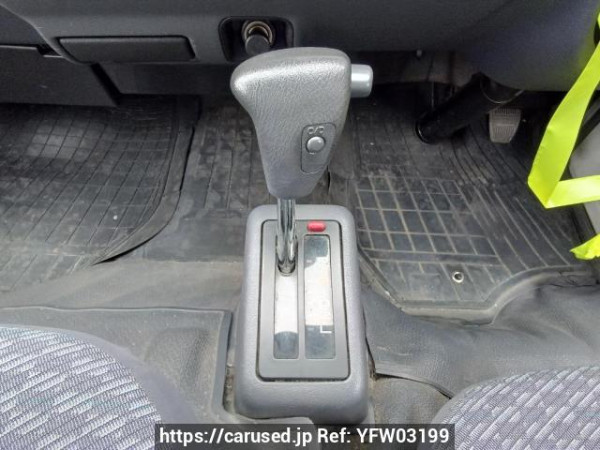 Used 2001 AT toyota hiace-van RZH112V Image[18]