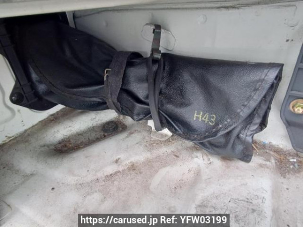 Used 2001 AT toyota hiace-van RZH112V Image[36]