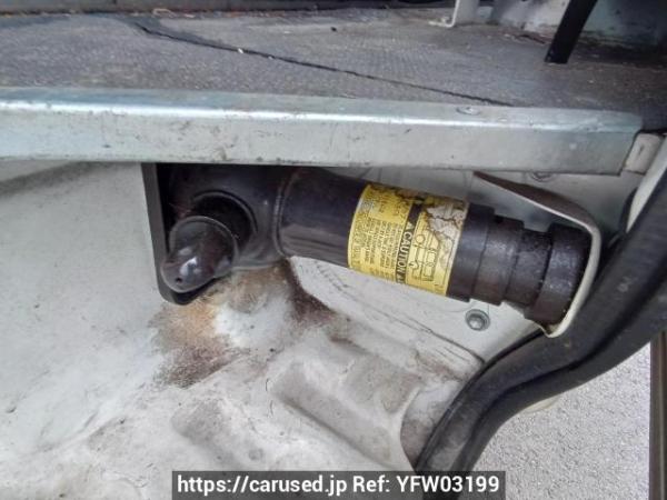 Used 2001 AT toyota hiace-van RZH112V Image[38]