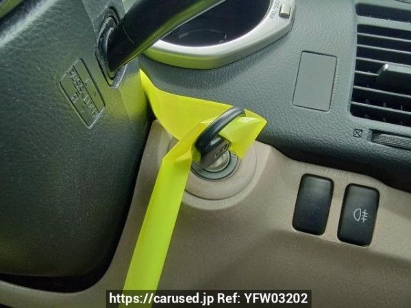 Used 2004 AT toyota hilux-surf RZN215W Image[24]