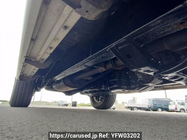 Used 2004 AT toyota hilux-surf RZN215W Image[33]