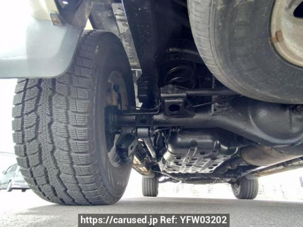 Used 2004 AT toyota hilux-surf RZN215W Image[35]