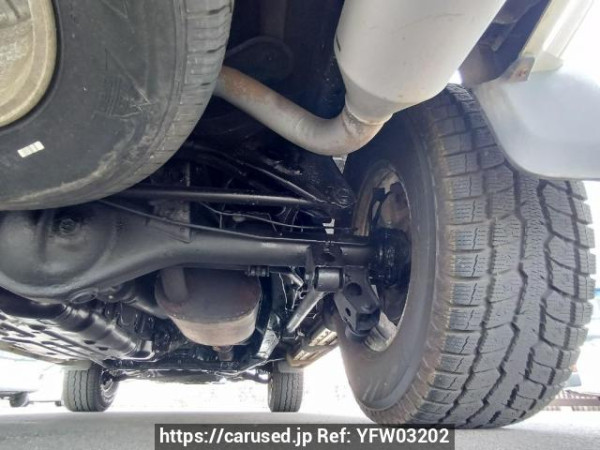 Used 2004 AT toyota hilux-surf RZN215W Image[36]