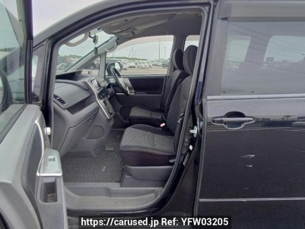 Used 2008 AT toyota noah ZRR75W Image[14]