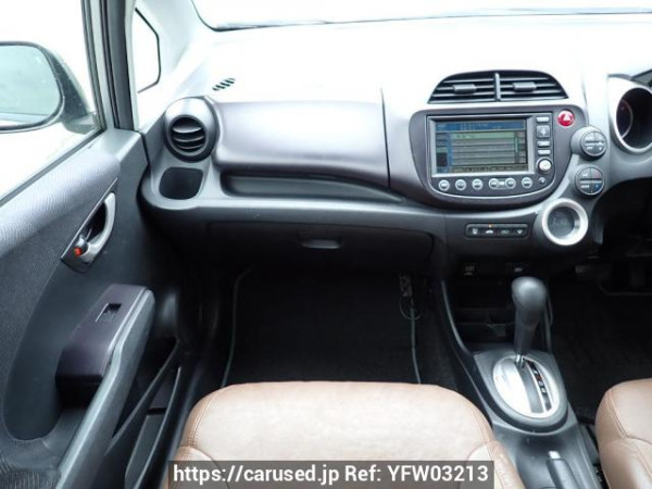 Used 2008 AT honda fit GE8 Image[18]