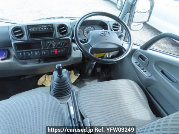 Used 2016 MT toyota dyna-route-van XZC605V Image[22]