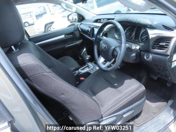 Used 2021 AT toyota hilux GUN125 Image[13]