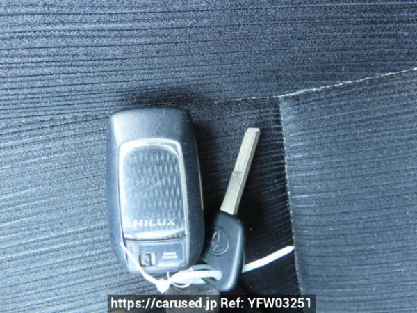 Used 2021 AT toyota hilux GUN125 Image[33]