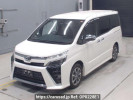 Toyota Voxy ZRR80W