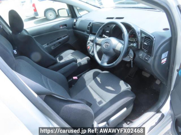 Used 2004 AT toyota wish ZNE10G Image[13]