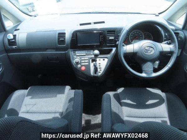 Used 2004 AT toyota wish ZNE10G Image[21]