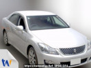 Toyota Crown GRS200