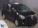 Toyota Noah ZRR70W