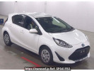 Toyota Aqua NHP10