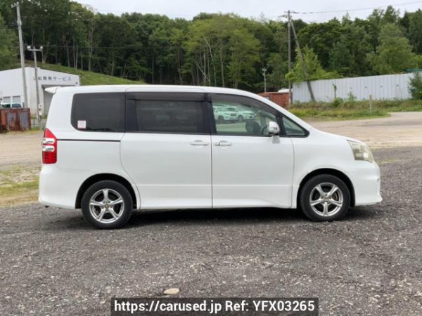 Used 2010 AT toyota noah ZRR75W Image[7]