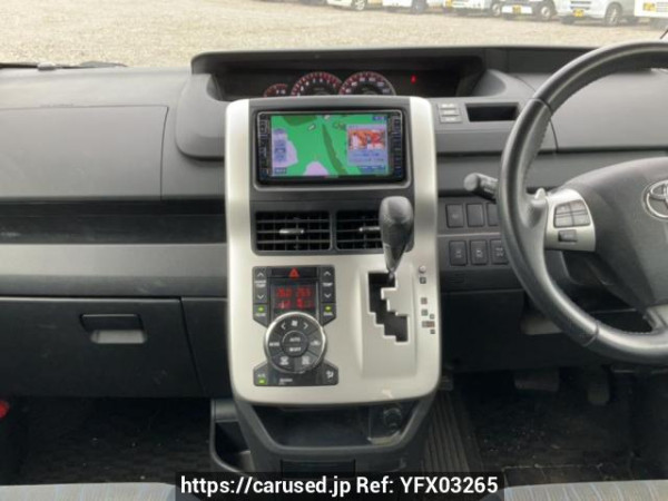 Used 2010 AT toyota noah ZRR75W Image[20]