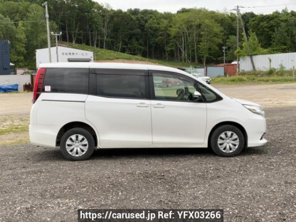 Used 2014 AT toyota noah ZRR85G Image[7]