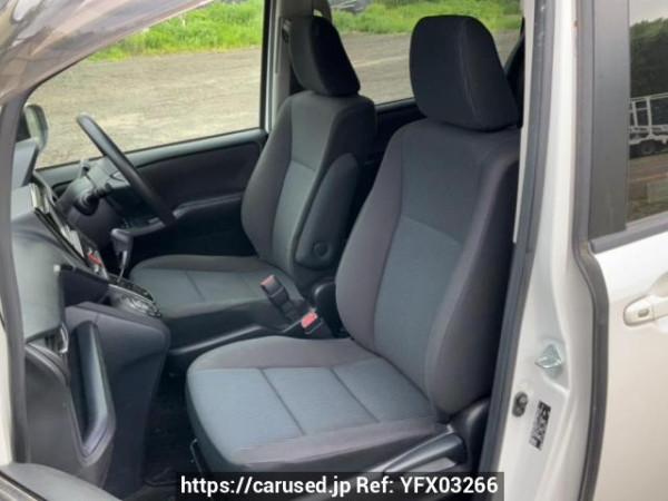 Used 2014 AT toyota noah ZRR85G Image[13]