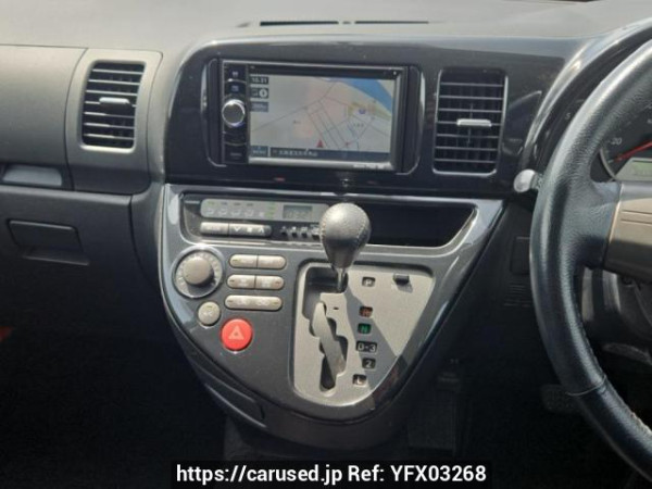 Used 2003 AT toyota wish ZNE14G Image[20]