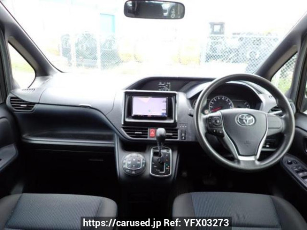 Used 2014 AT toyota noah ZRR80G Image[17]