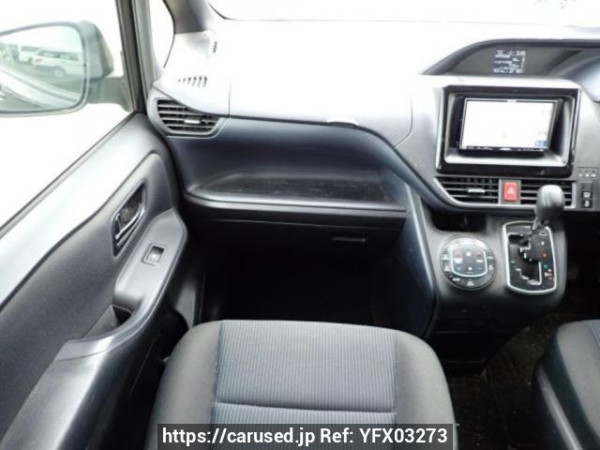 Used 2014 AT toyota noah ZRR80G Image[18]