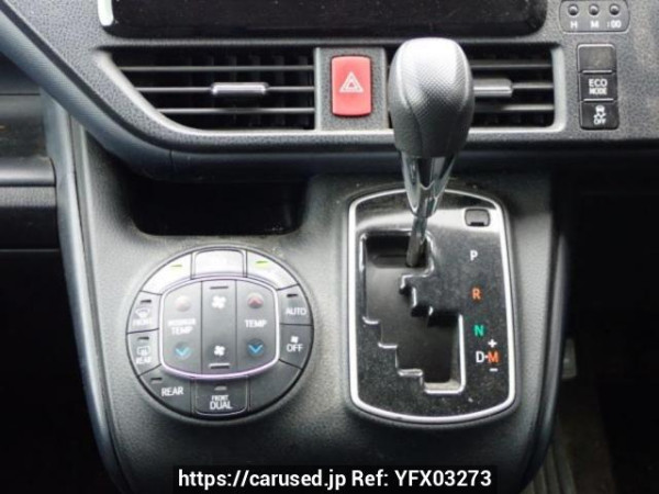 Used 2014 AT toyota noah ZRR80G Image[23]