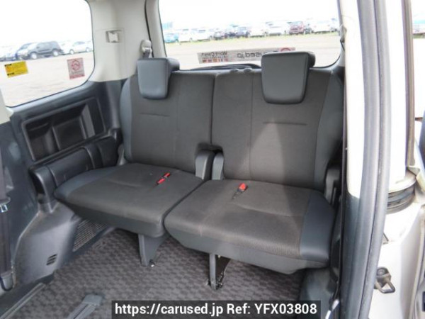 Used 2013 AT toyota voxy ZRR70W Image[22]