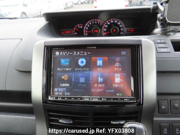Used 2013 AT toyota voxy ZRR70W Image[27]