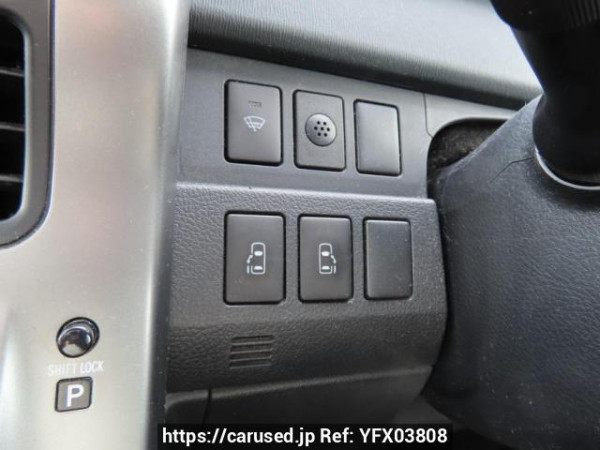 Used 2013 AT toyota voxy ZRR70W Image[34]