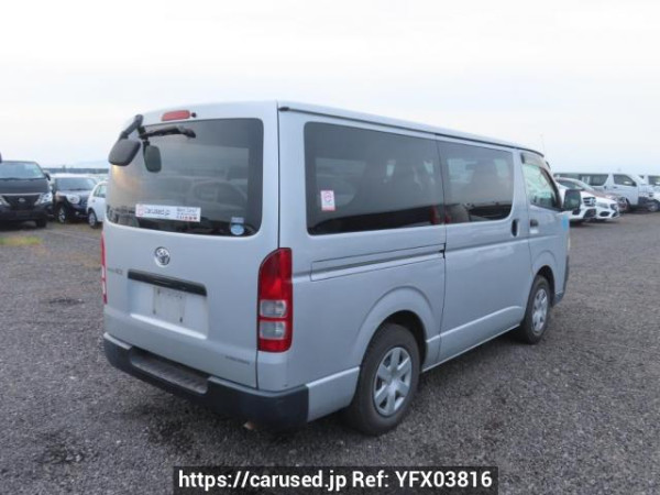 Used 2005 AT toyota regiusace-van TRH200V Image[6]