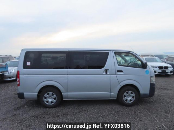 Used 2005 AT toyota regiusace-van TRH200V Image[7]