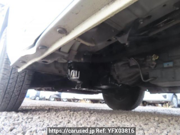 Used 2005 AT toyota regiusace-van TRH200V Image[39]