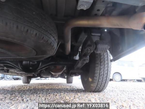 Used 2005 AT toyota regiusace-van TRH200V Image[42]