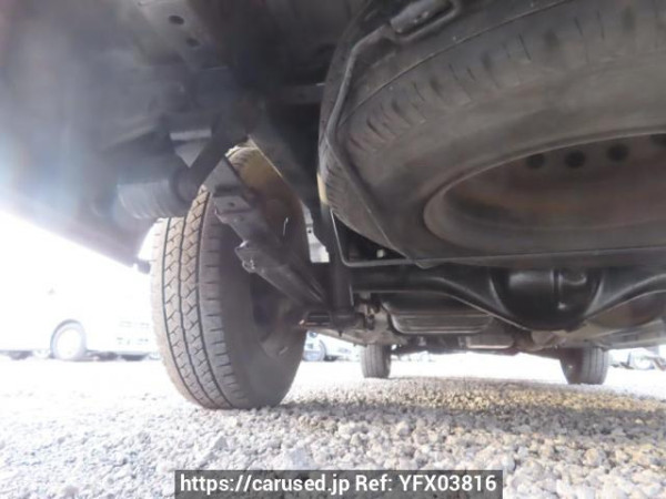 Used 2005 AT toyota regiusace-van TRH200V Image[43]