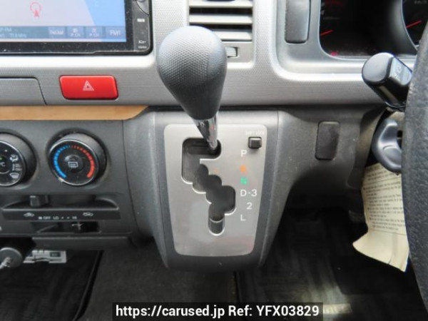 Used 2004 AT toyota hiace-van KDH205V Image[26]