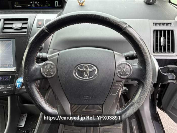 Used 2014 CVT toyota prius-alpha ZVW41 Image[17]
