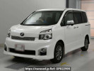 Toyota Voxy ZRR70W