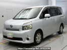 Toyota Voxy ZRR70G