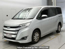 Toyota Noah ZRR85G