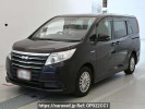 Toyota Noah ZWR80G